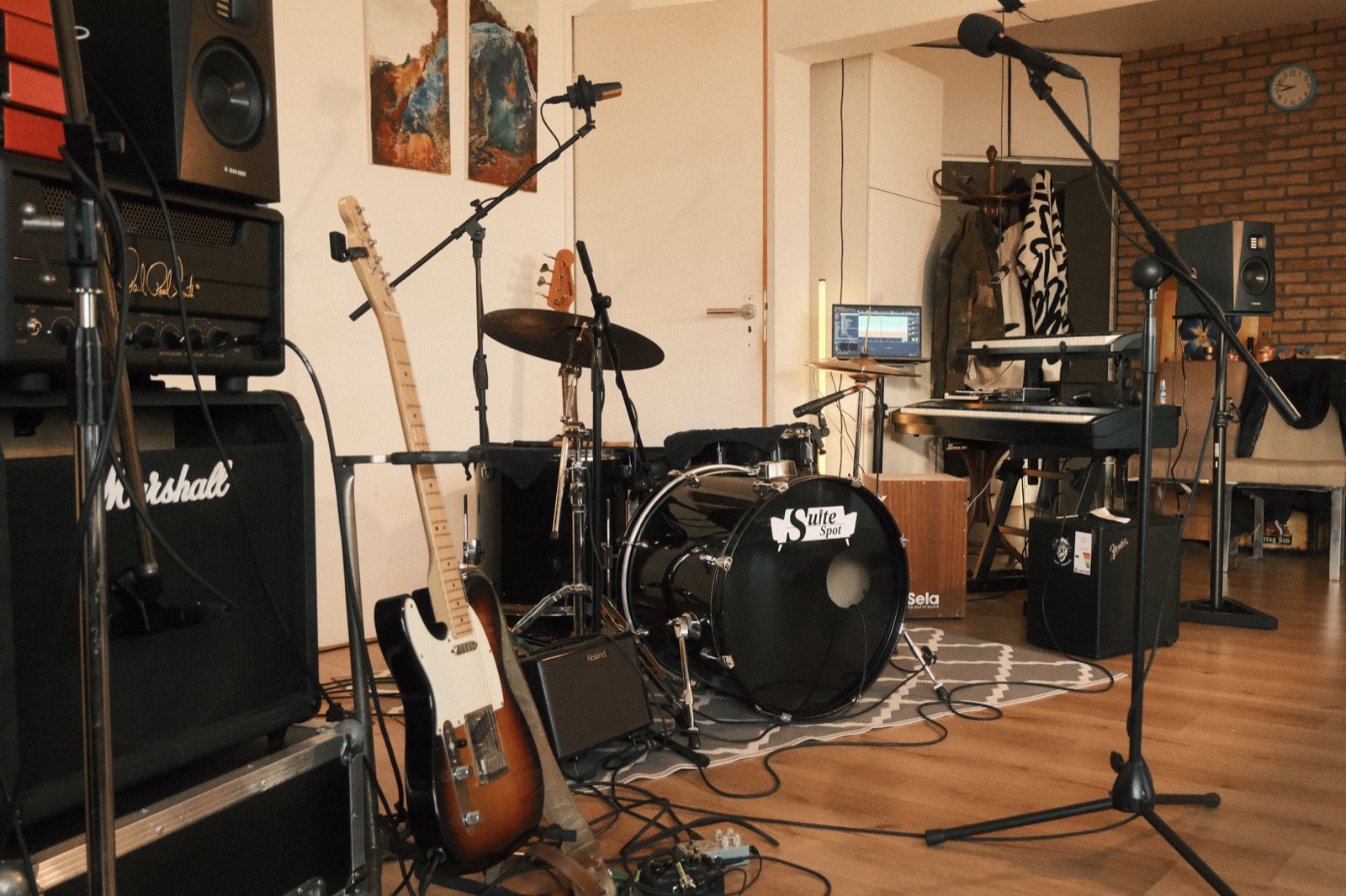 Suite Spot Concerts recording session, image 1 of 12